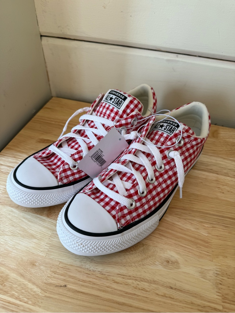 Converse Kids' Street Ox Low Top
Gingham Sneakers - Red 5